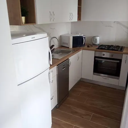 Sol Vlasici Apartment Pag Town